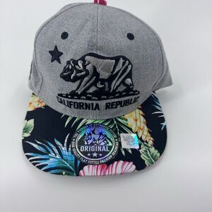 NWT California Republic Cap Hawaiian‎ Print